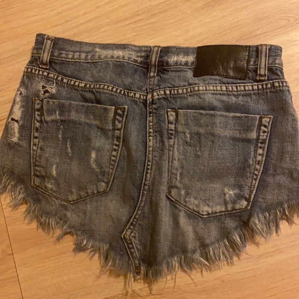 One teaspoon skirt great condition